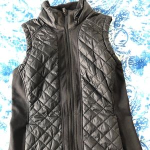 Athleta Rock Springs vest